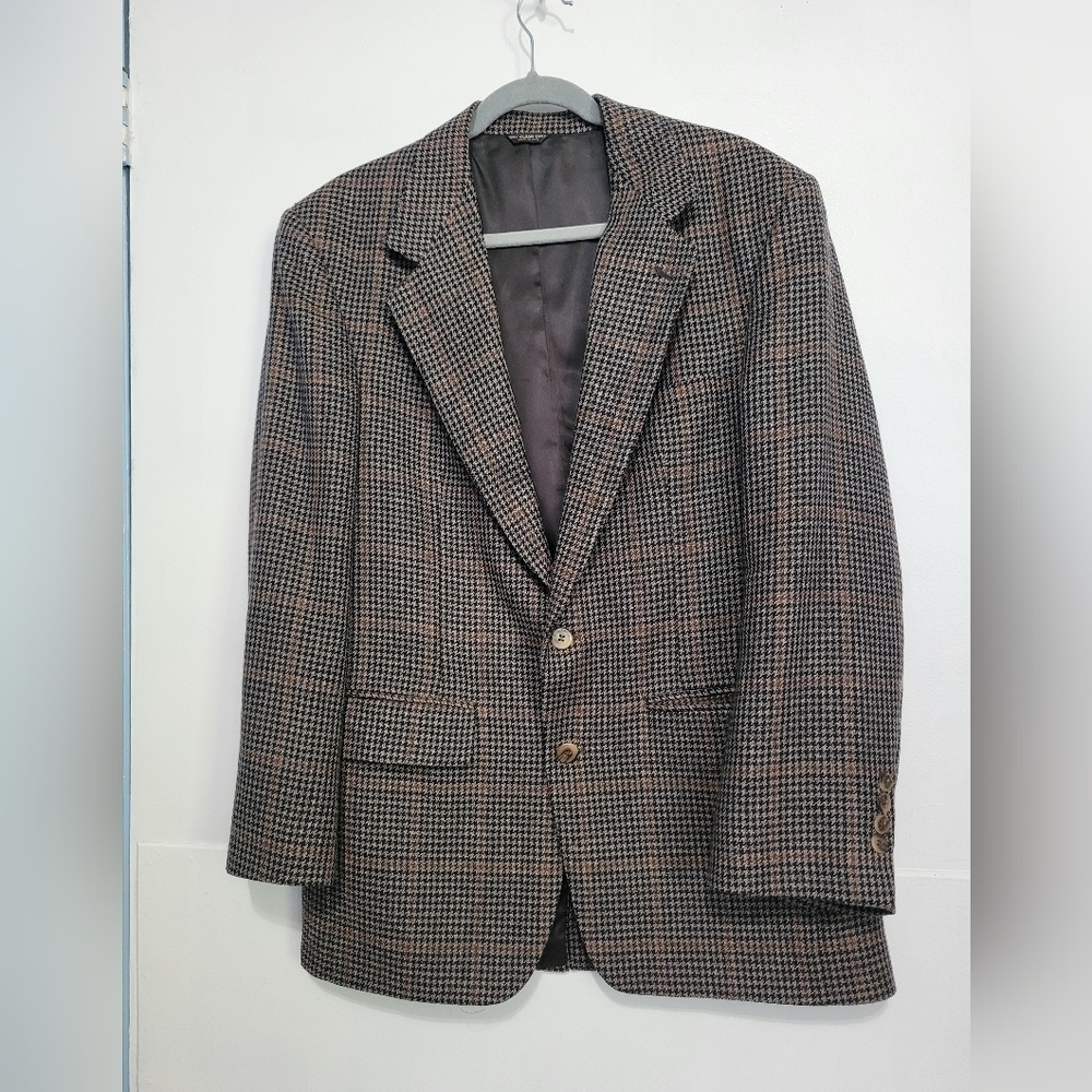 Bill Blass Men's Wool Houndstooth Blazer in Black Size 40L?